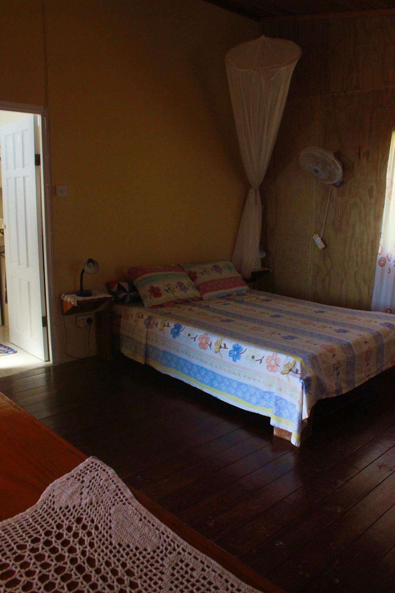 Big Sky Lodge Crochu Ngoại thất bức ảnh